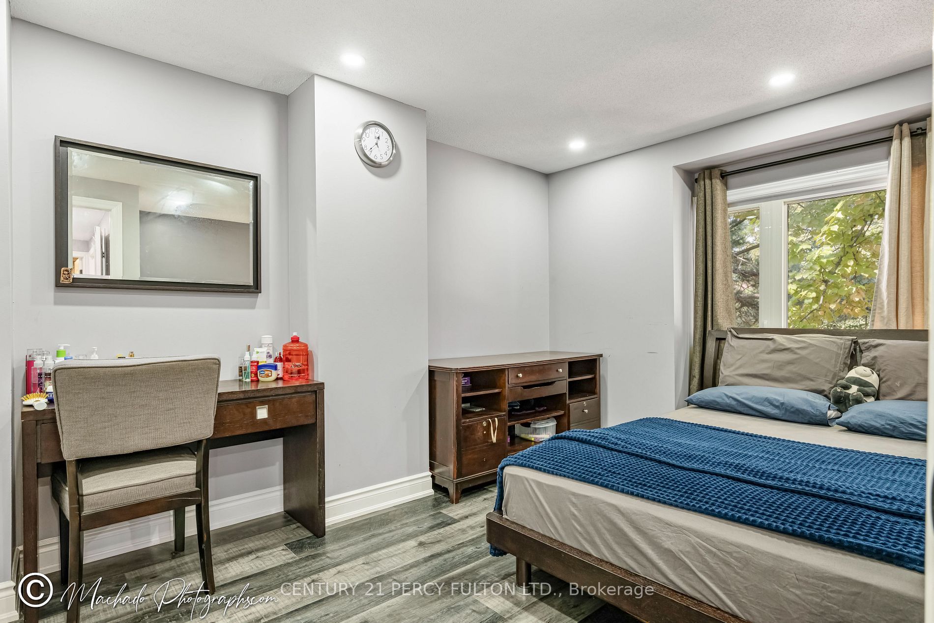 59 Kenninghall Blvd, #2