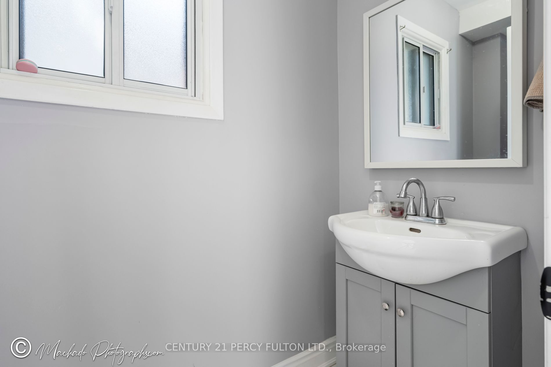 59 Kenninghall Blvd, #2