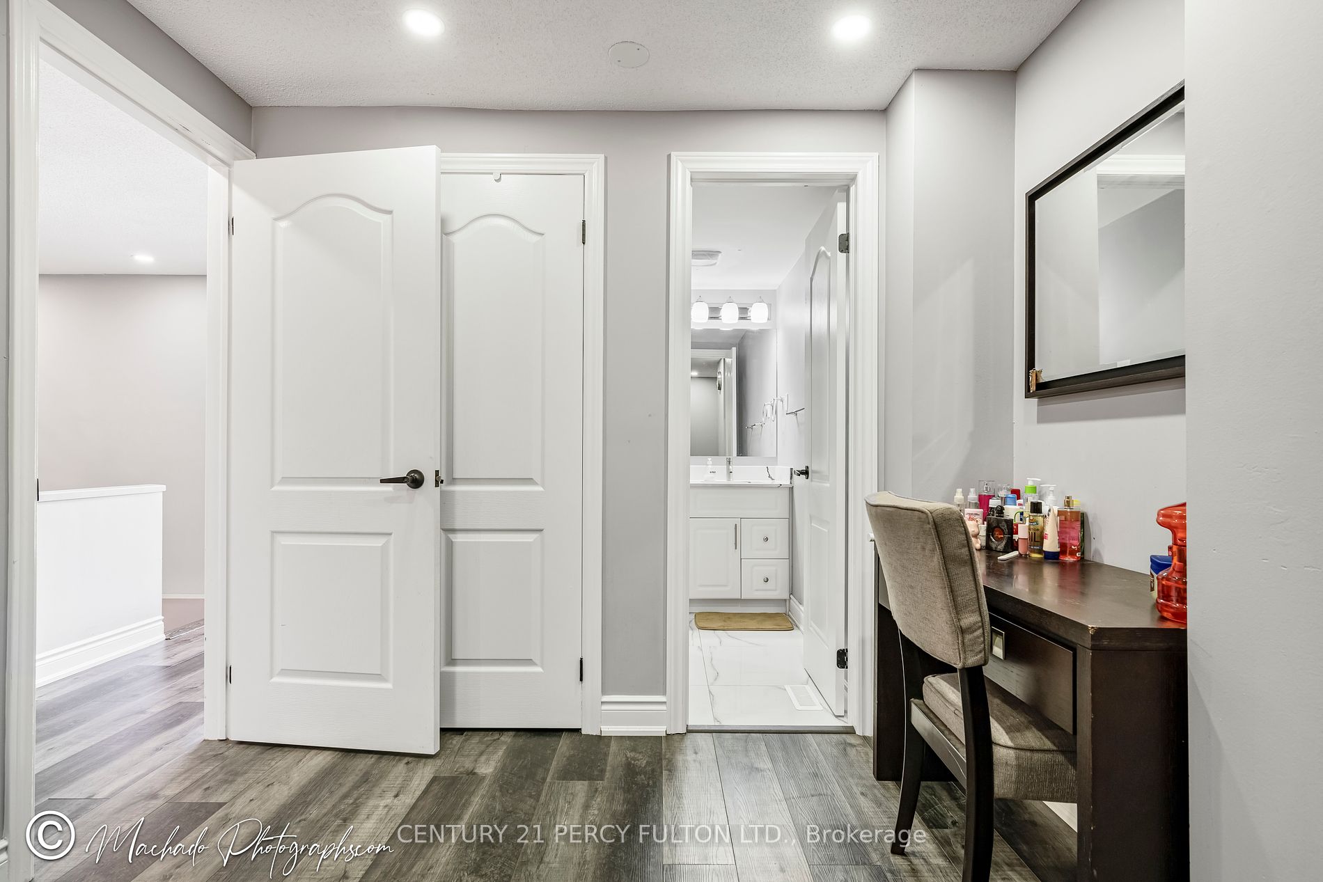 59 Kenninghall Blvd, #2