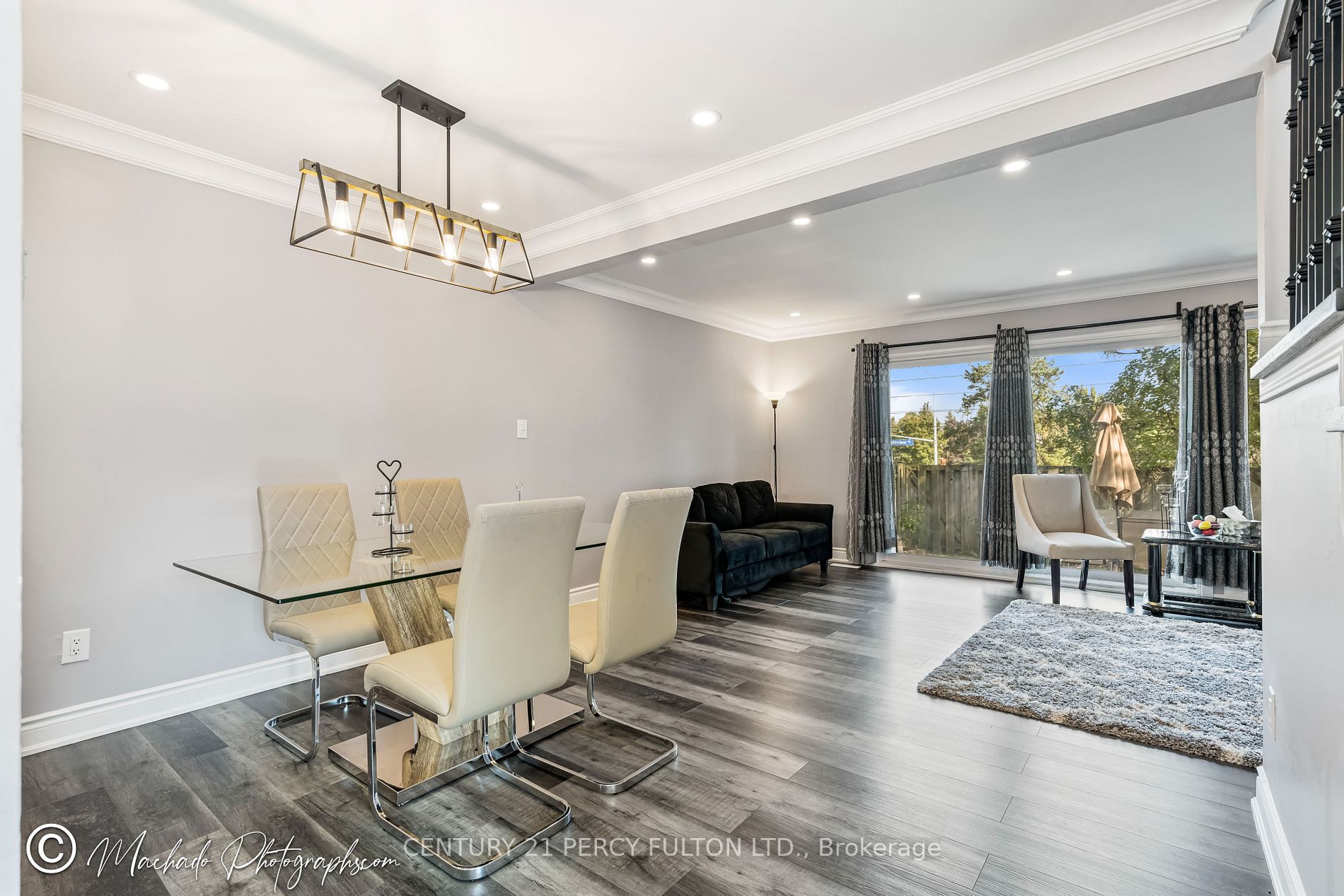 59 Kenninghall Blvd, #2