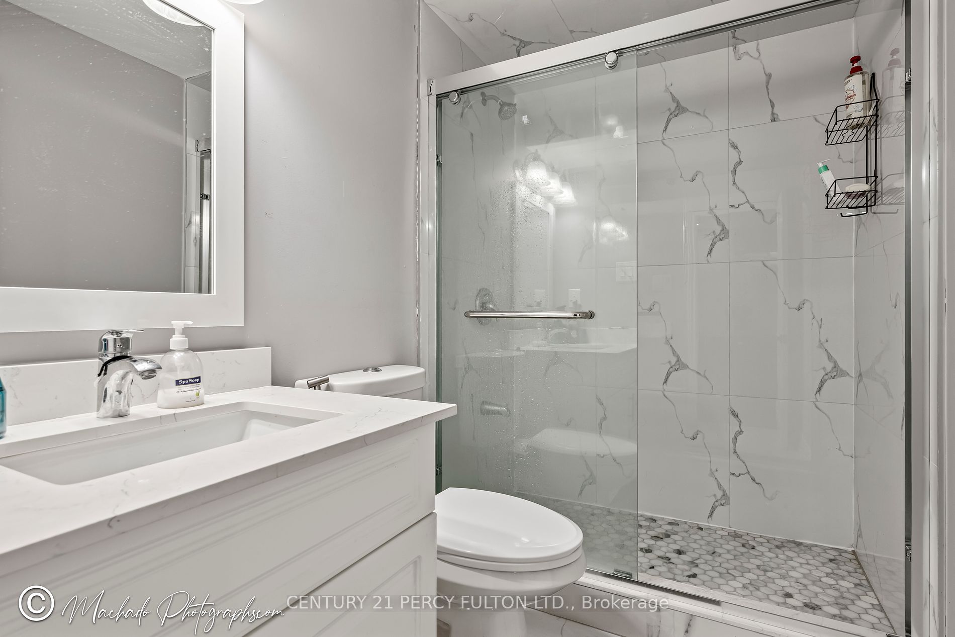 59 Kenninghall Blvd, #2