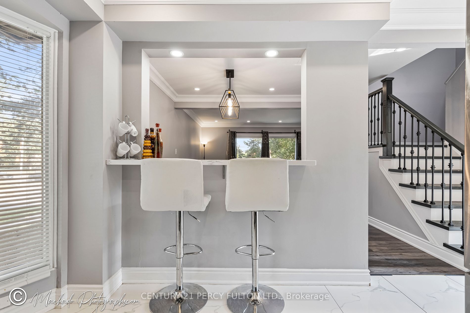 59 Kenninghall Blvd, #2