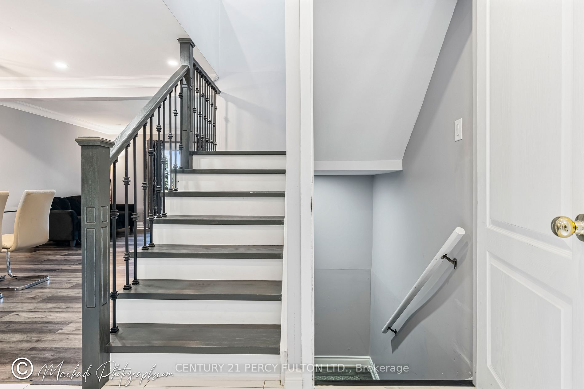 59 Kenninghall Blvd, #2