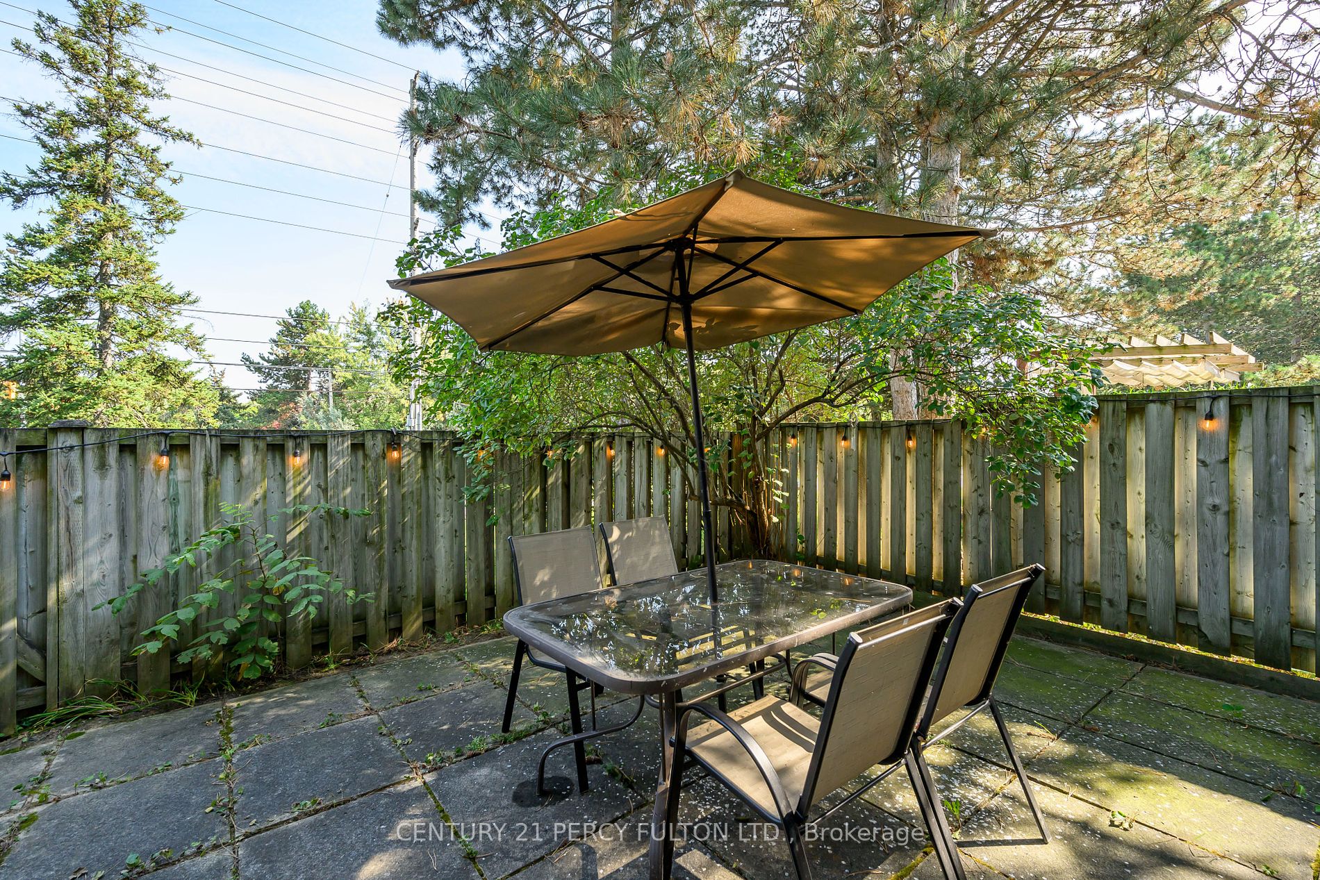 59 Kenninghall Blvd, #2