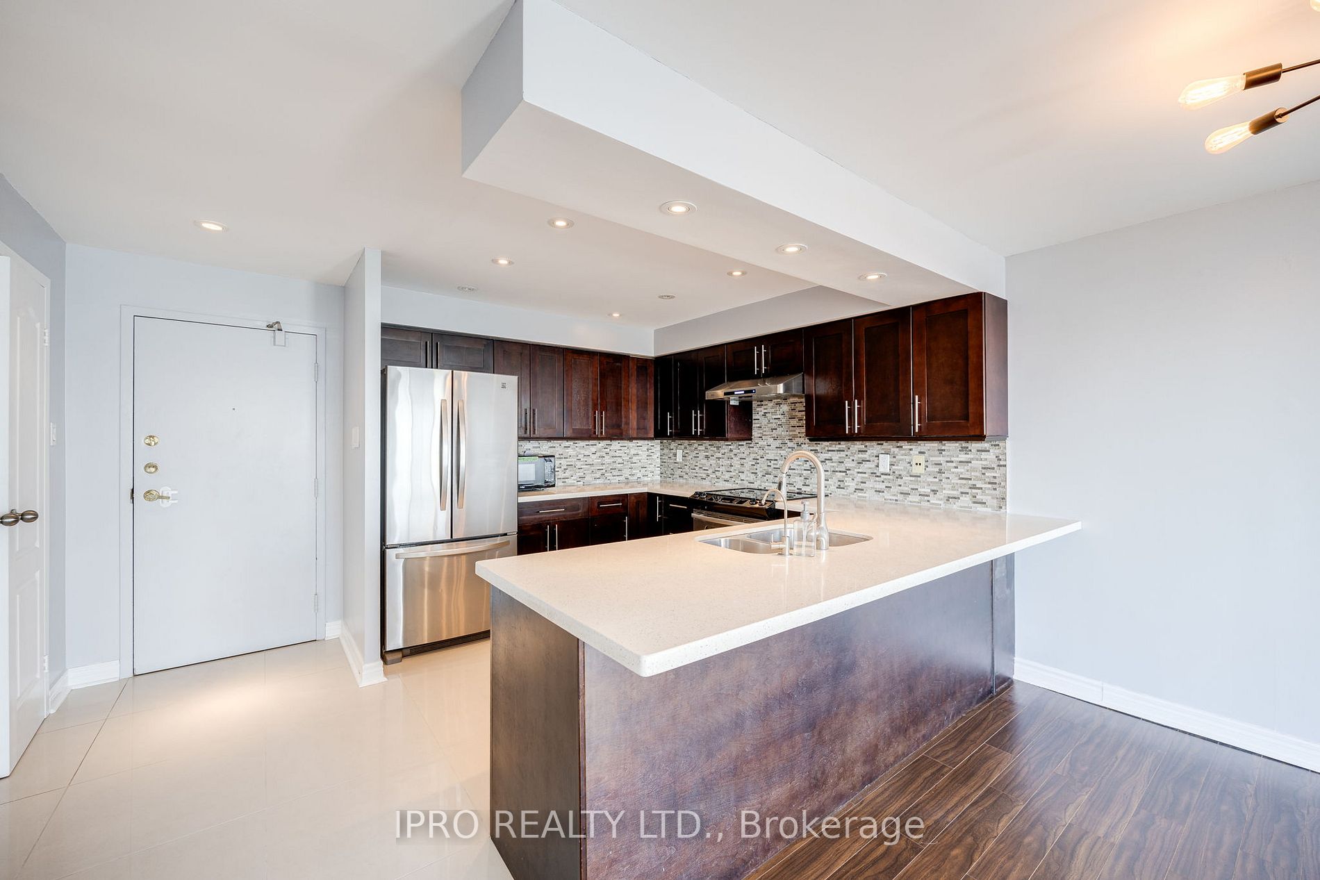 3845 Lake Shore Boulevard W, #1604