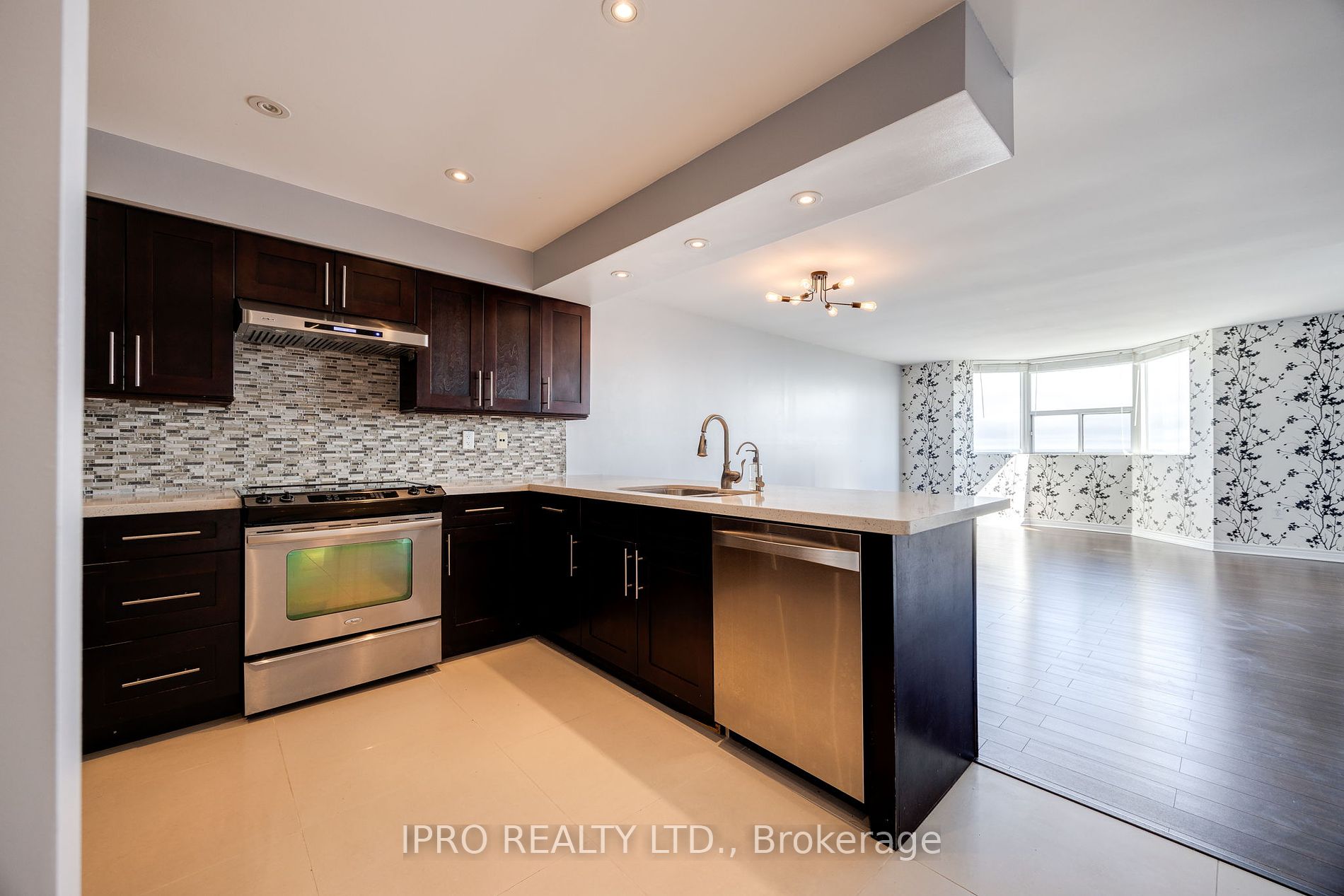 3845 Lake Shore Boulevard W, #1604