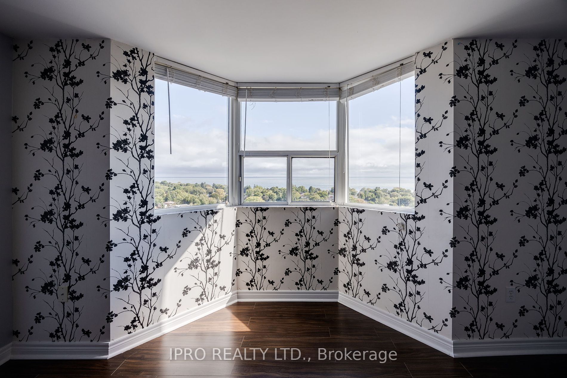 3845 Lake Shore Boulevard W, #1604