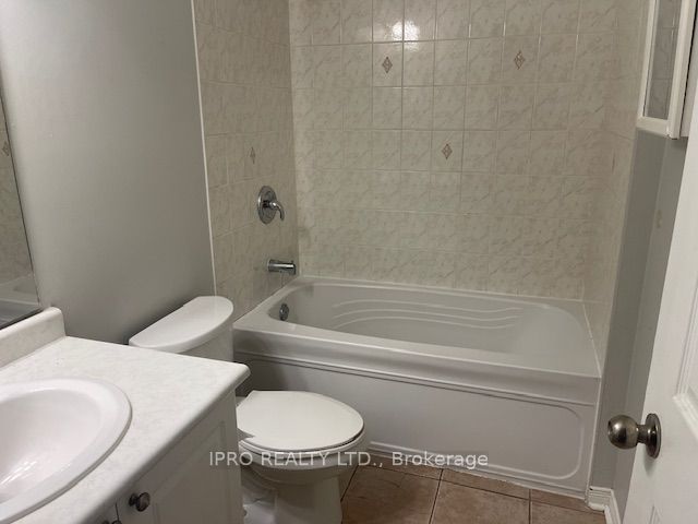 1530 Weston Rd, #204