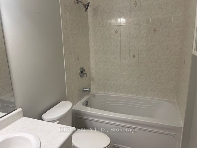 1530 Weston Rd, #204