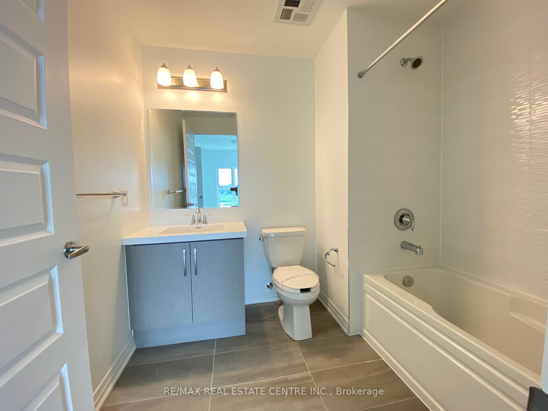 102 Grovewood Common #425