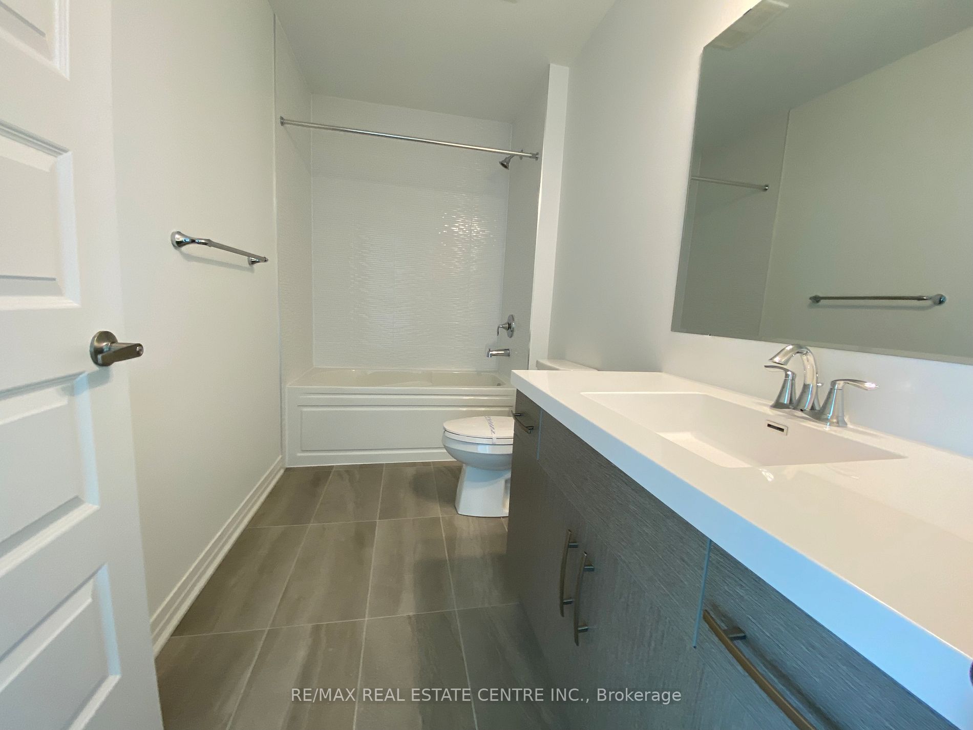 102 Grovewood Common #425