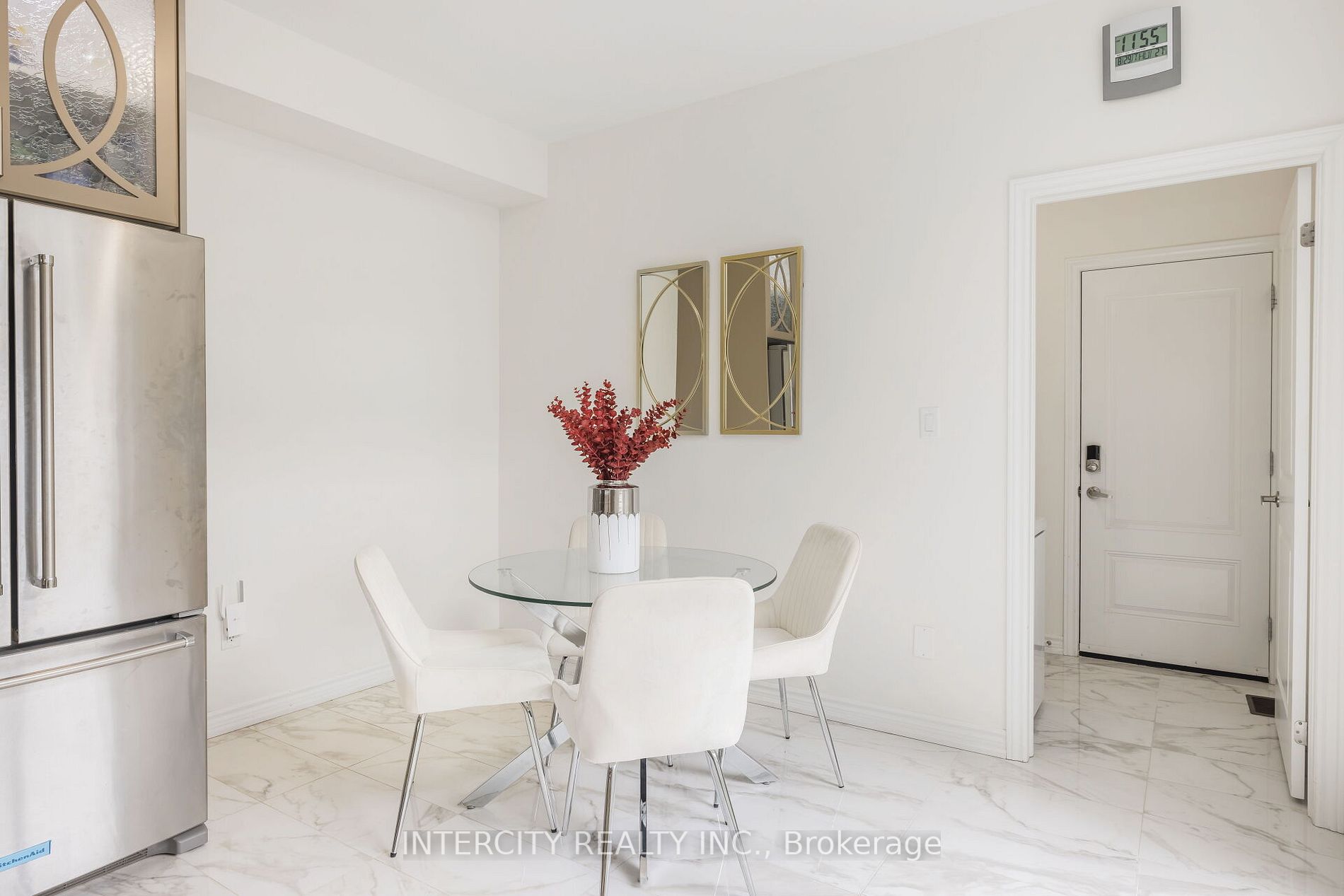 54 Moorcroft Pl