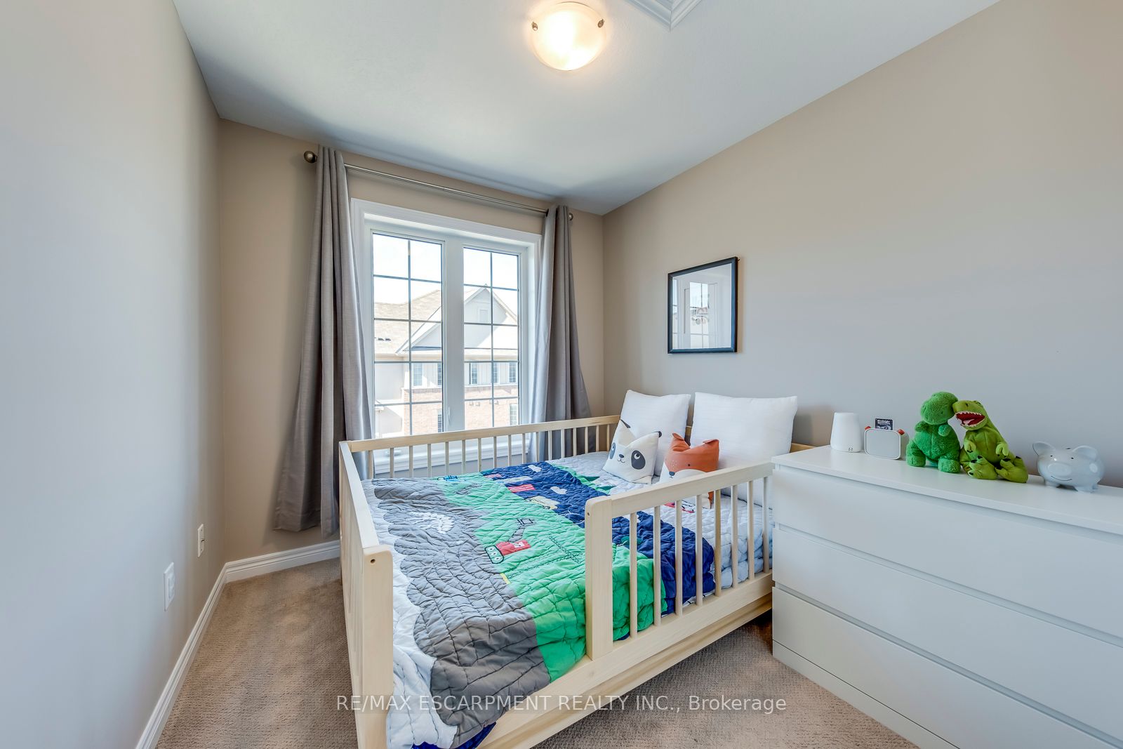 386 Belcourt Common