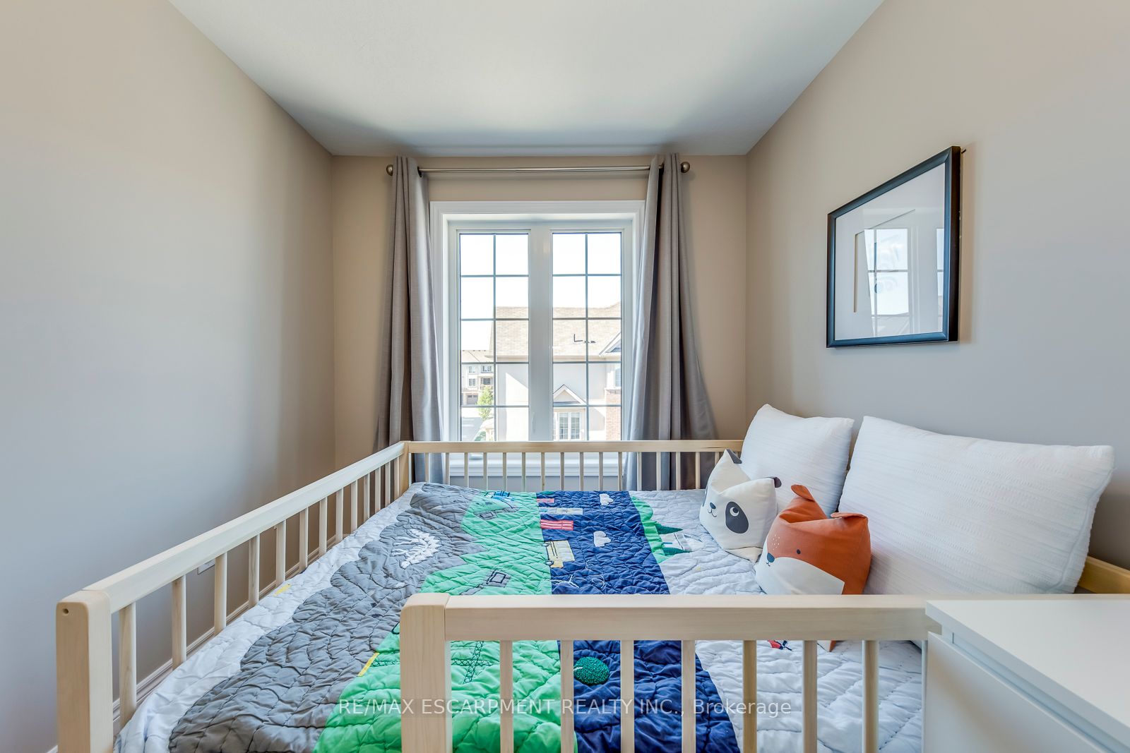 386 Belcourt Common
