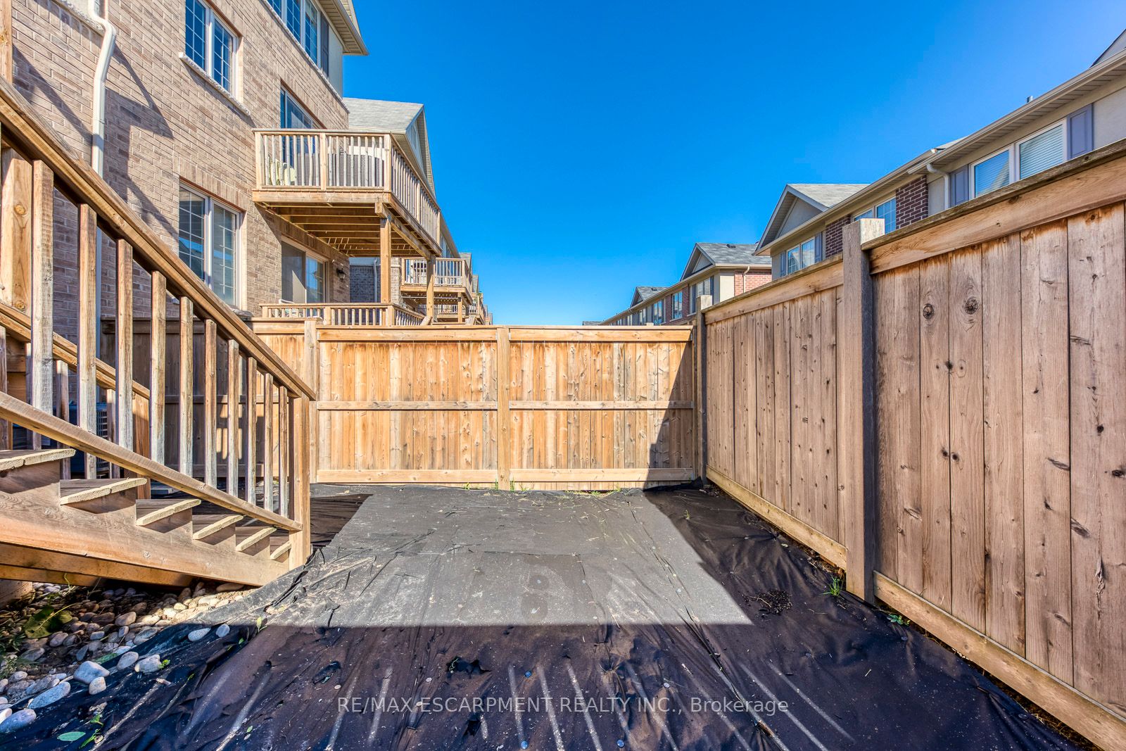 386 Belcourt Common