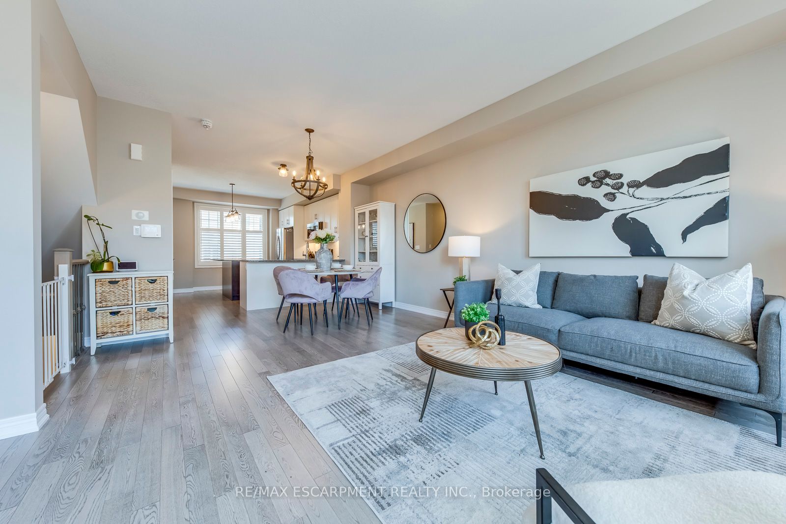 386 Belcourt Common