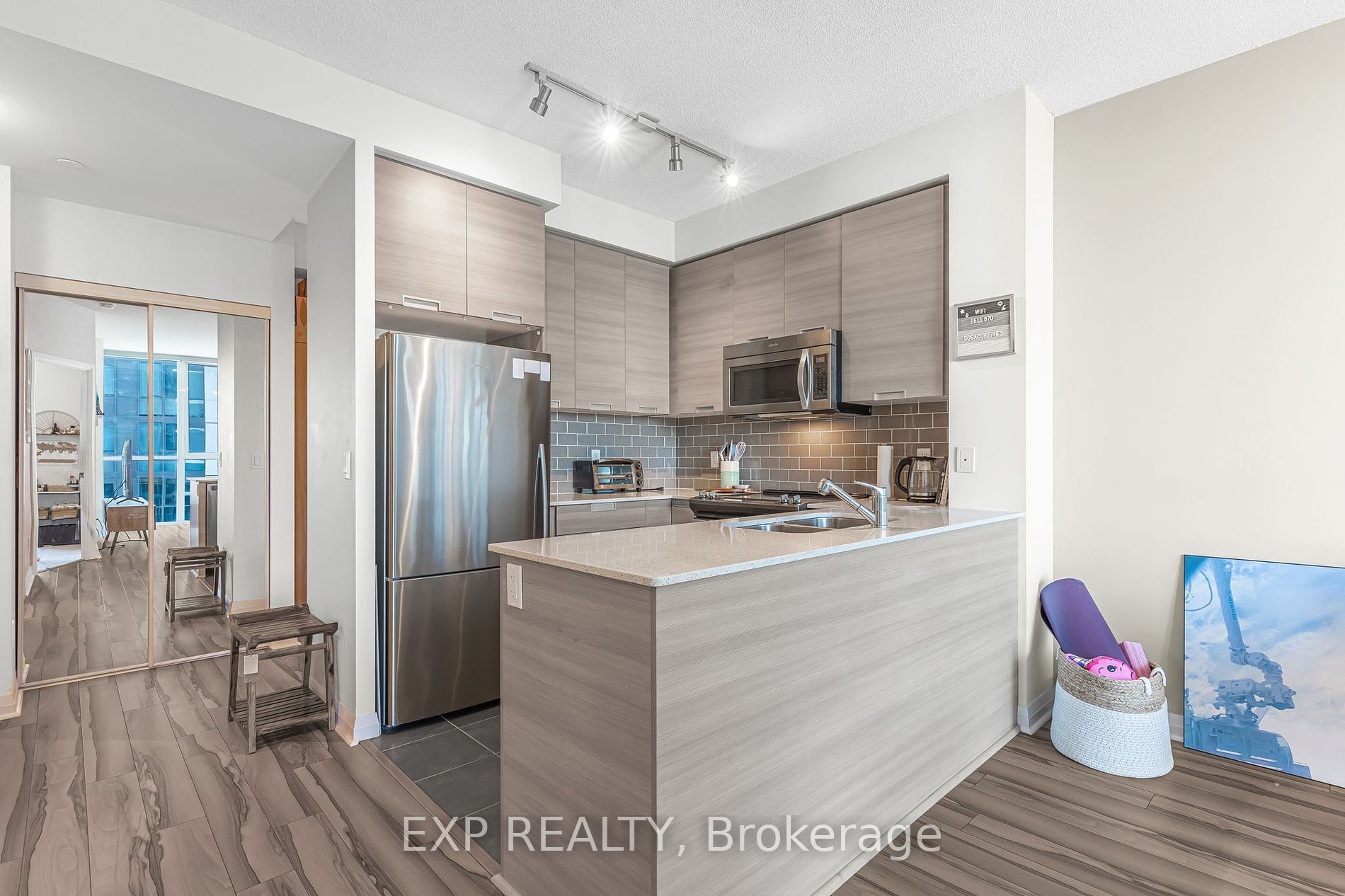 75 Eglinton Ave W, #1901