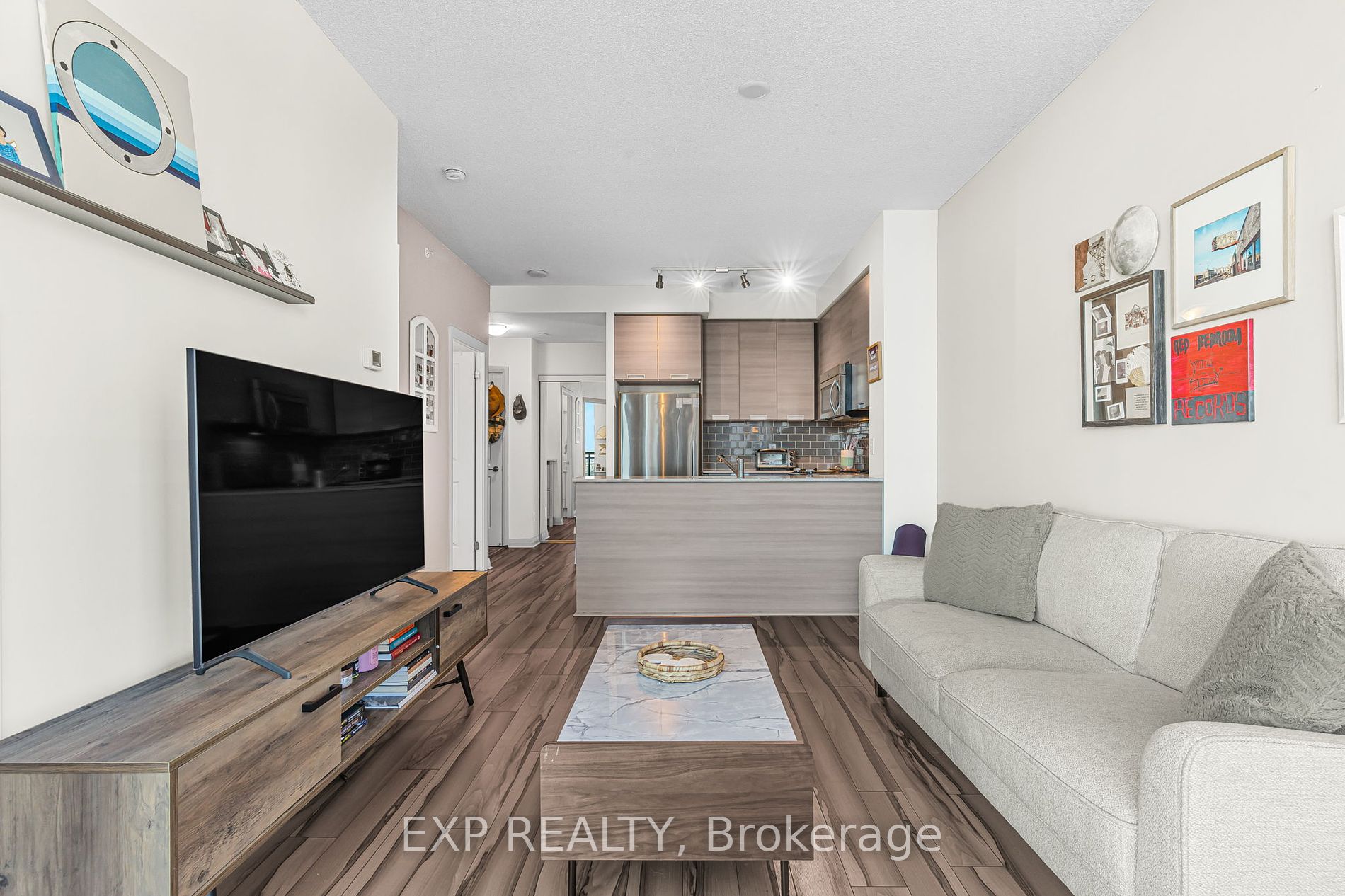 75 Eglinton Ave W, #1901