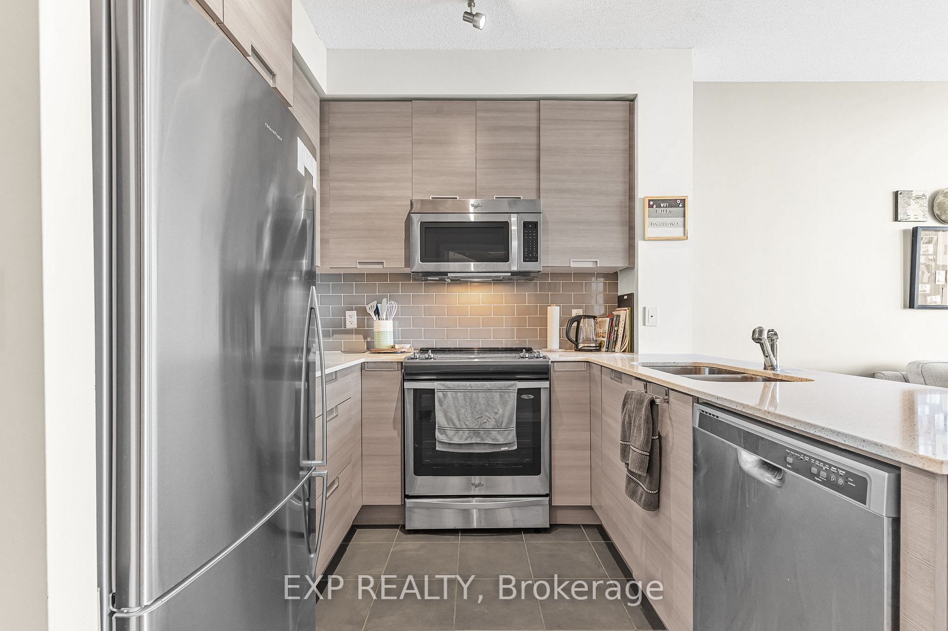 75 Eglinton Ave W, #1901