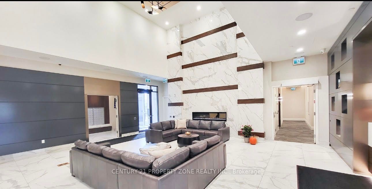 1050 Main St E, #705