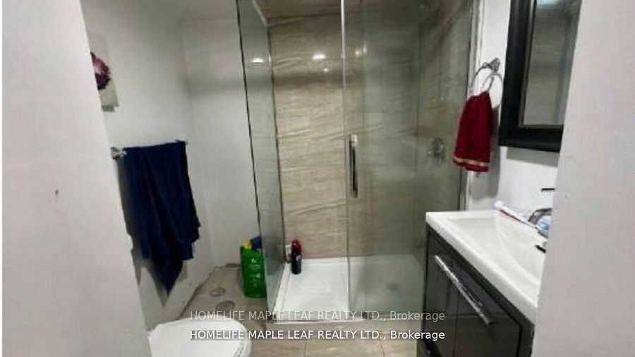 44 Eaglesprings Cres