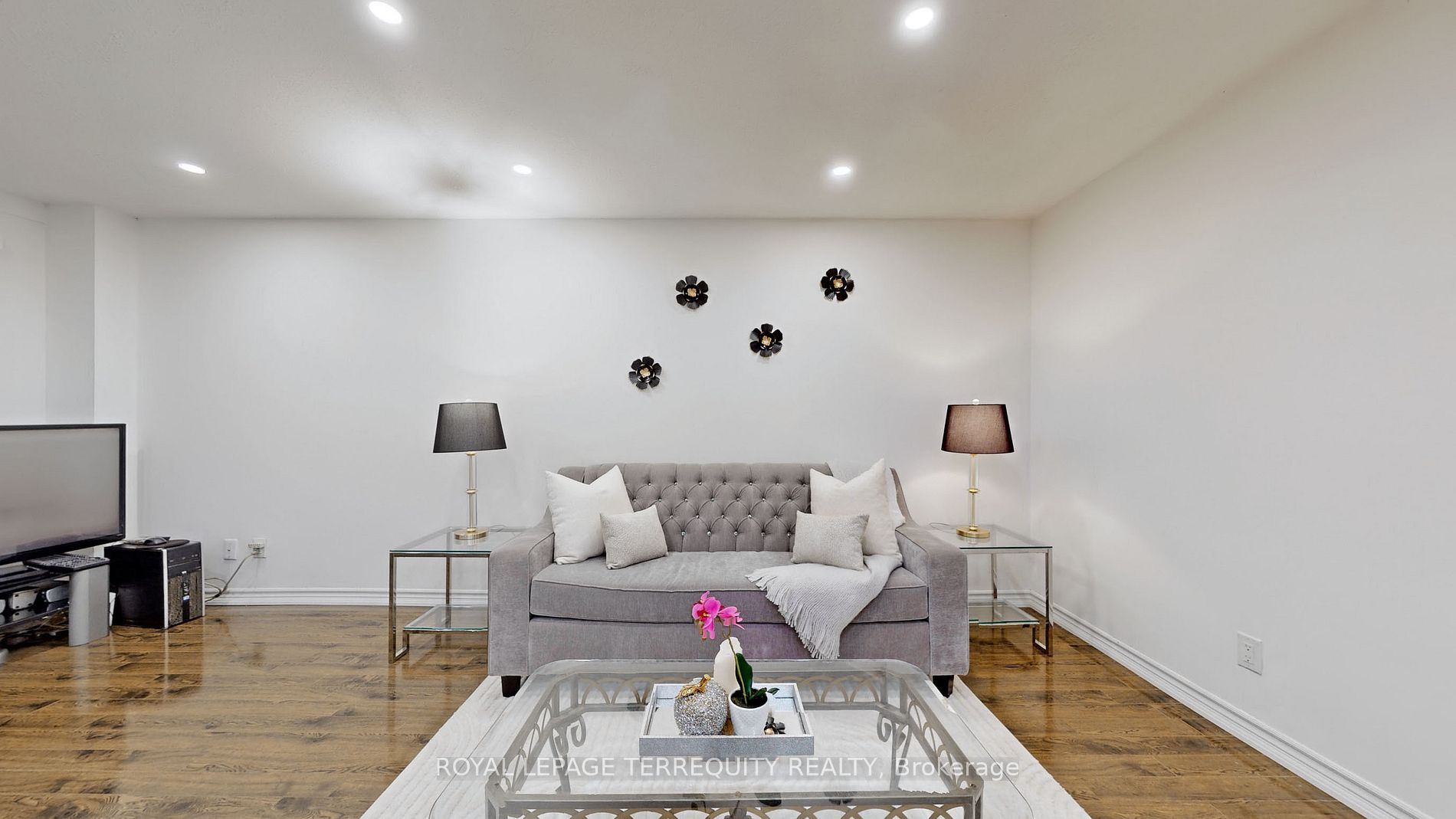 41 Mississauga Valley Blvd, #11