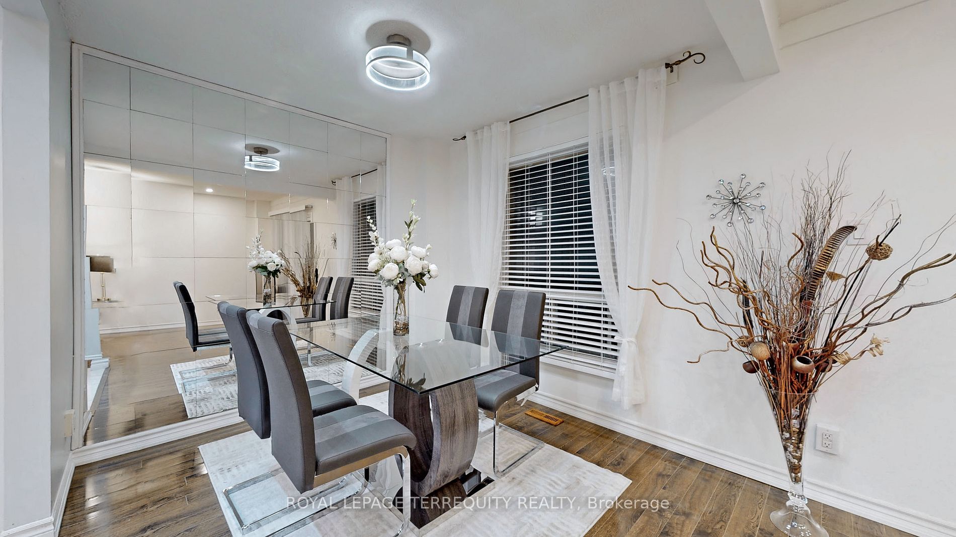 41 Mississauga Valley Blvd, #11
