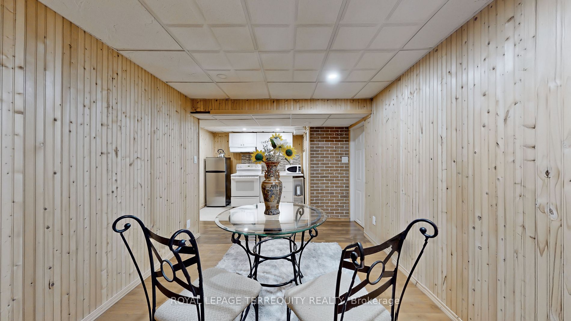 41 Mississauga Valley Blvd, #11
