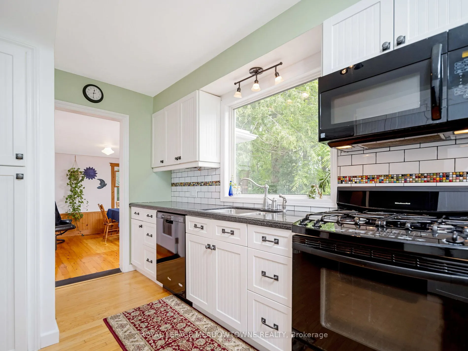 133 Main St S