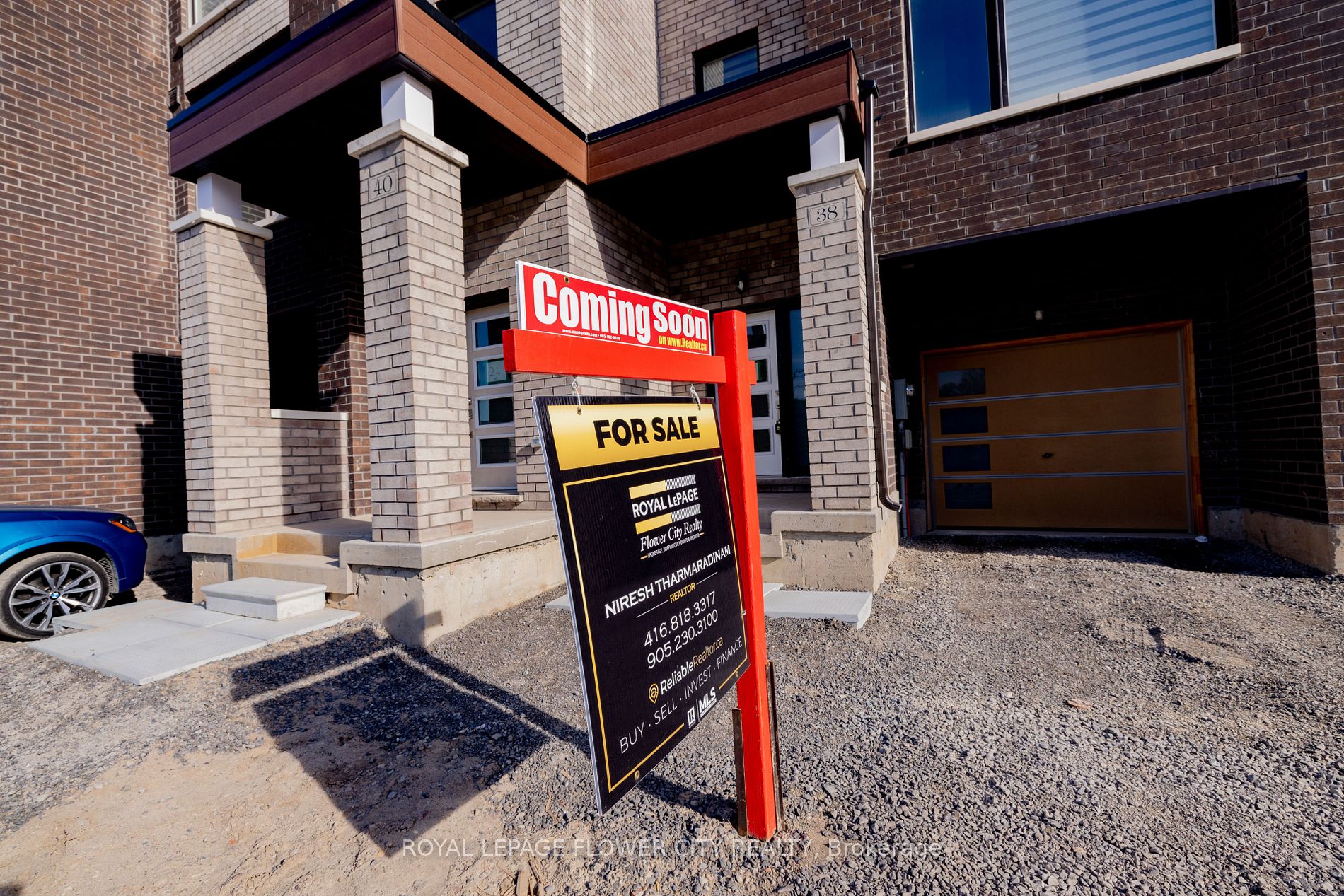 38 Queenpost Dr