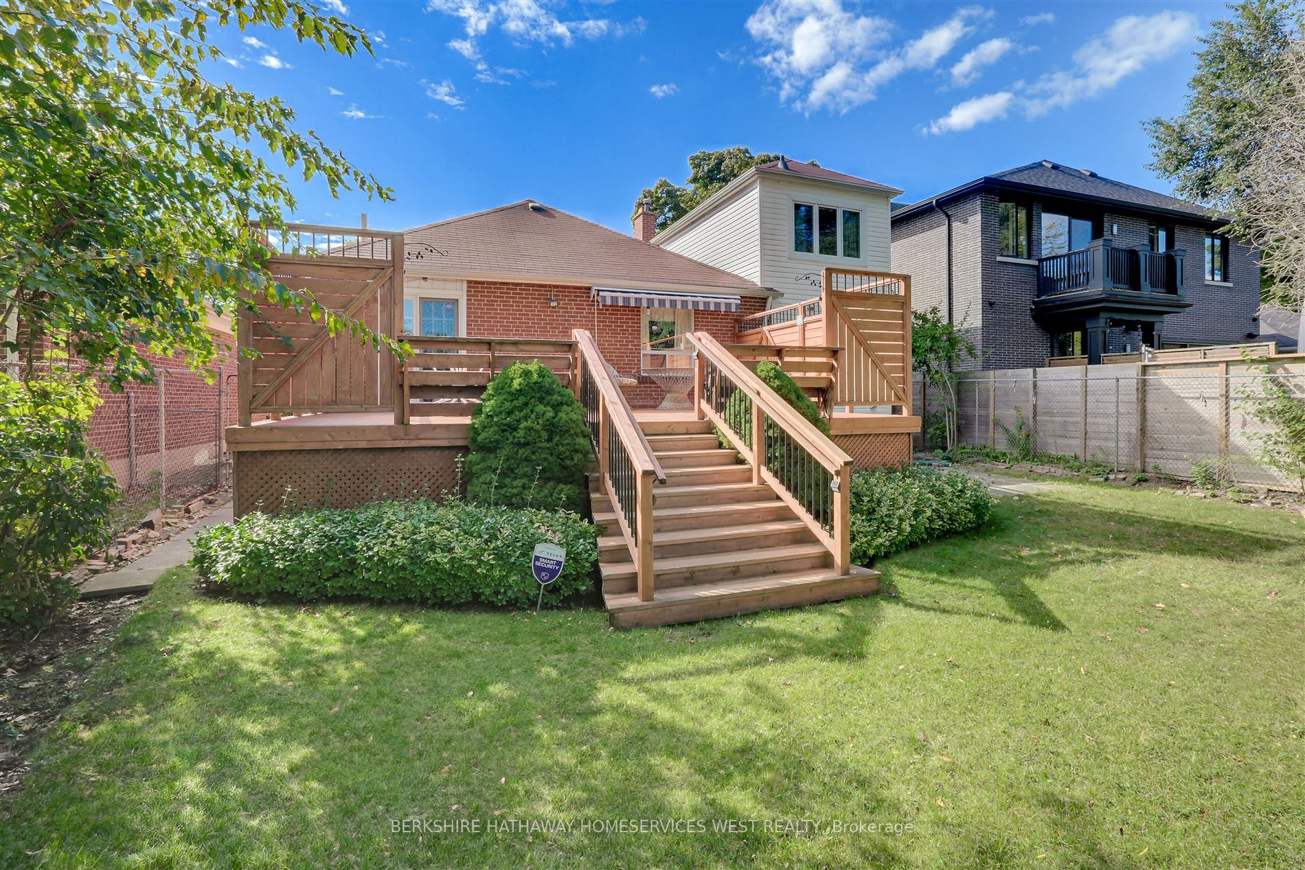 25 Beaucourt Road