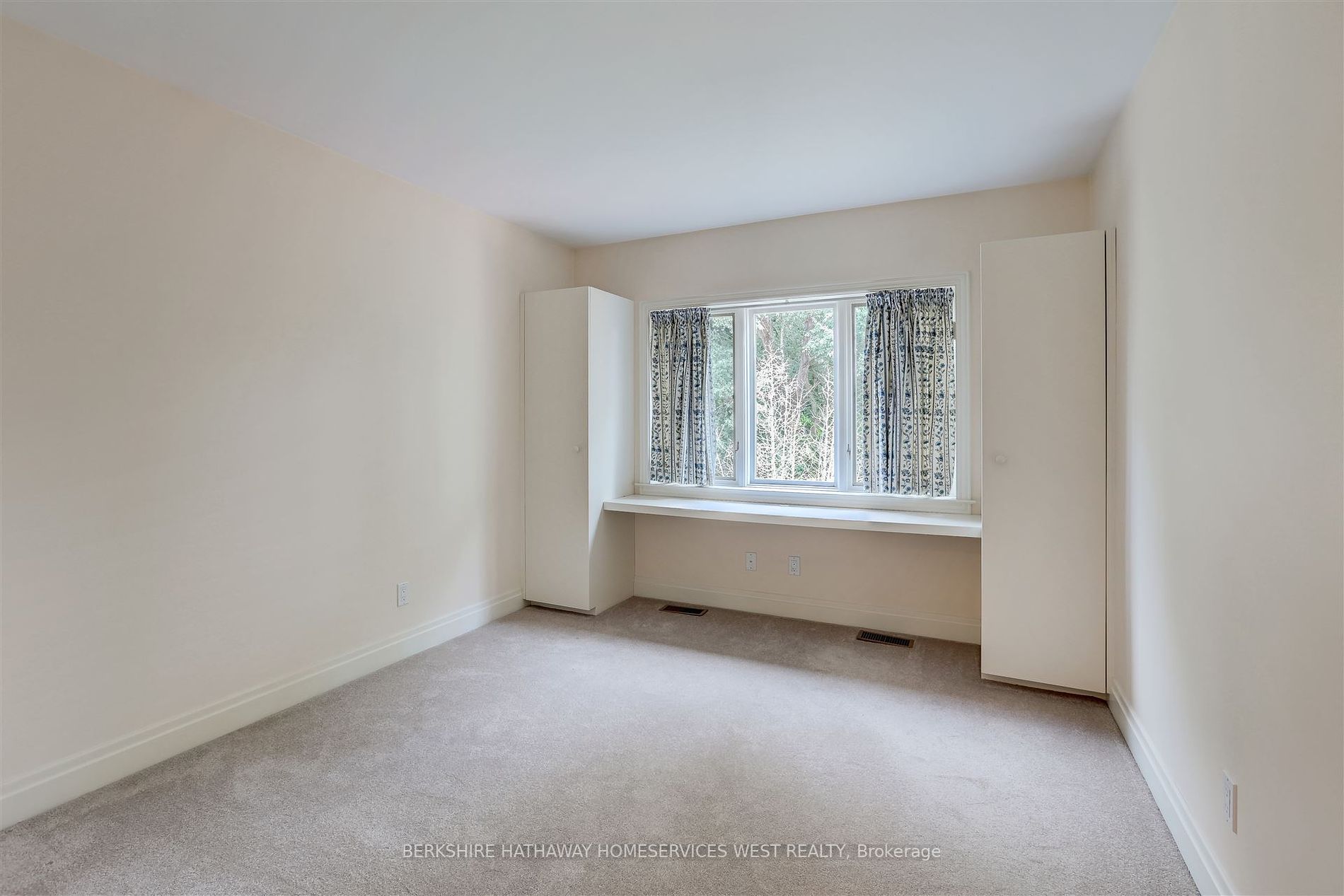 25 Beaucourt Road