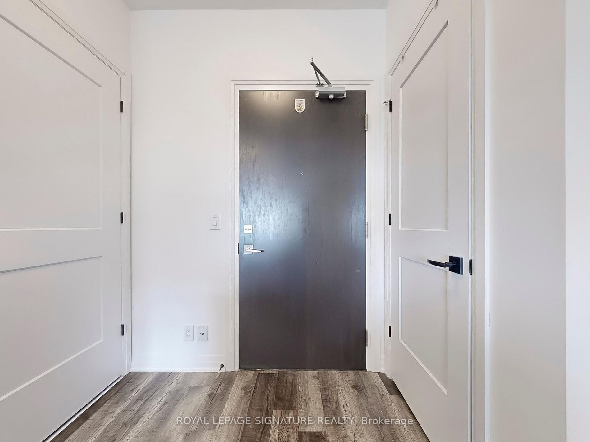 102 Grovewood Common, #405