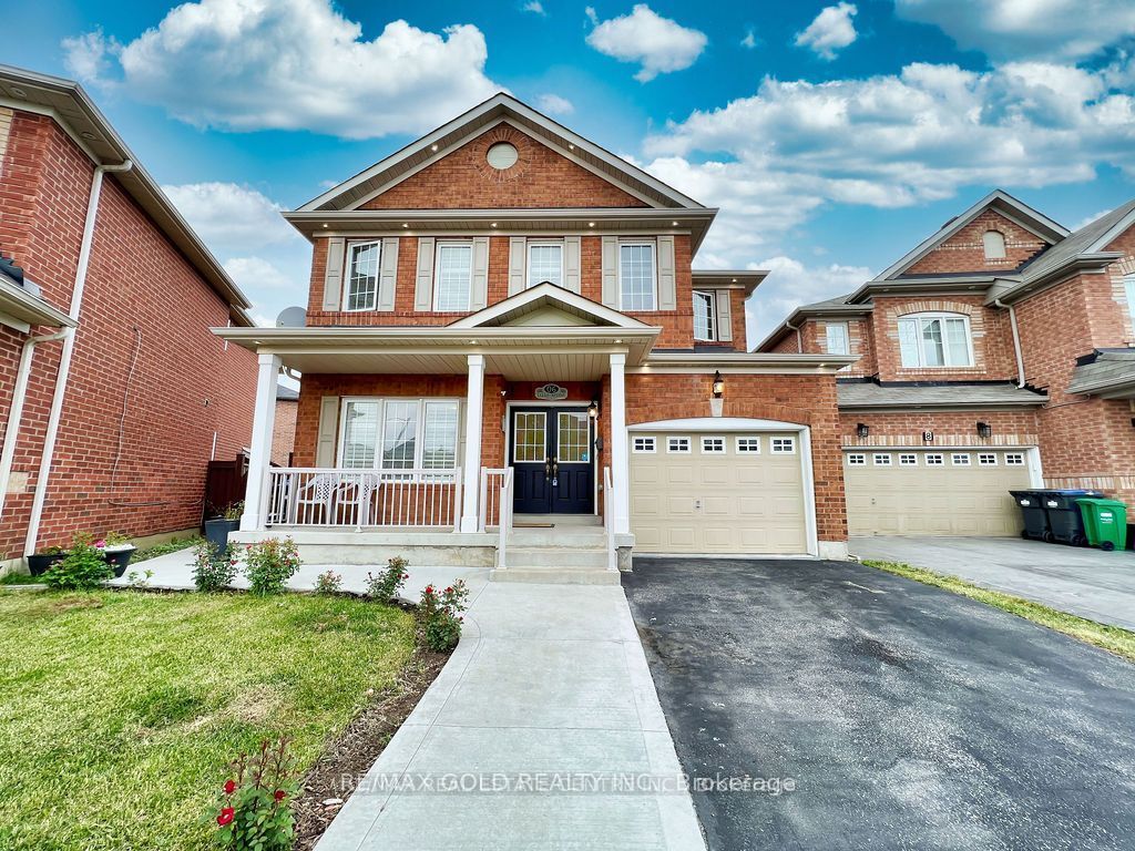 6 Lillian Cres