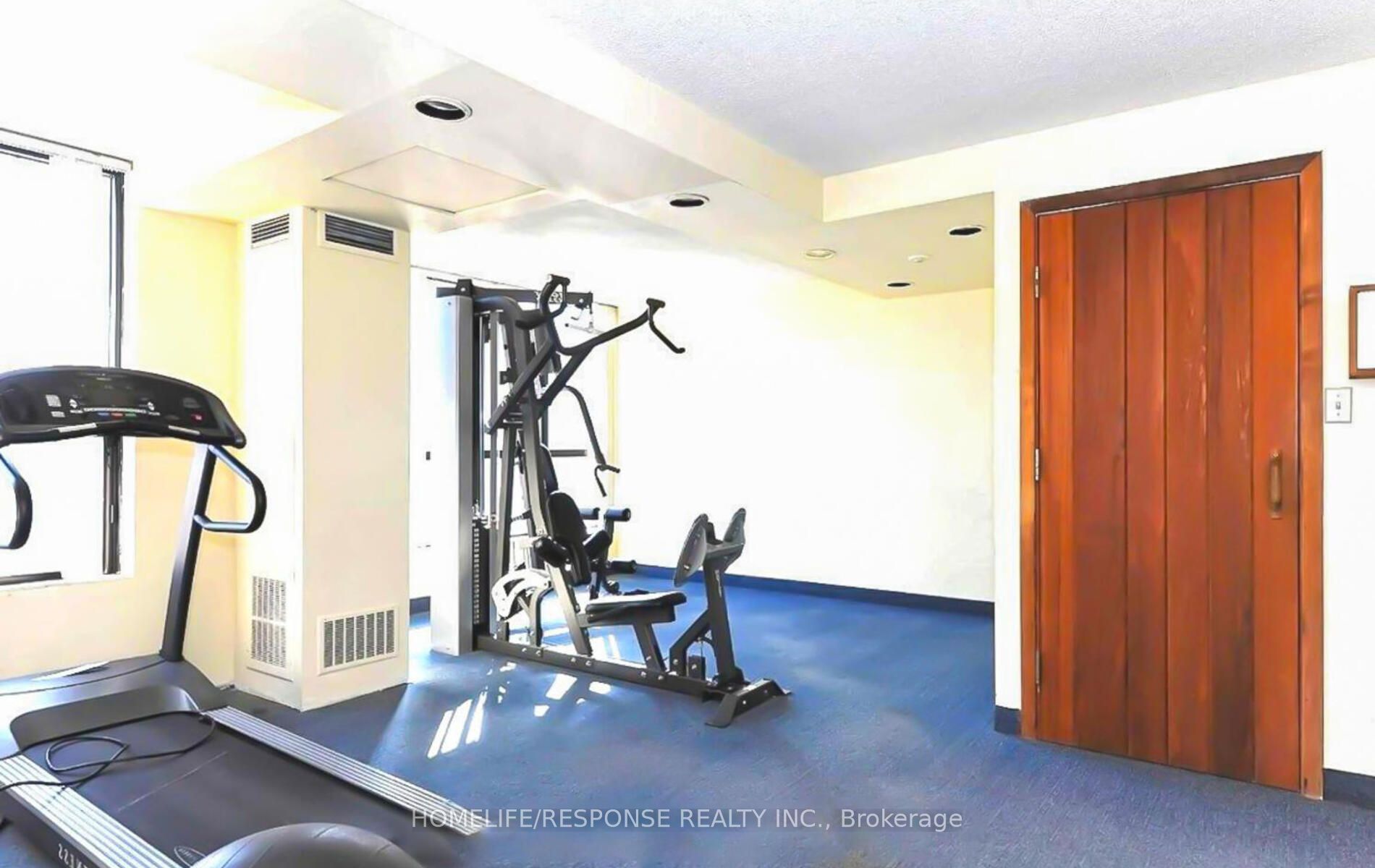 25 AGNES St, #409