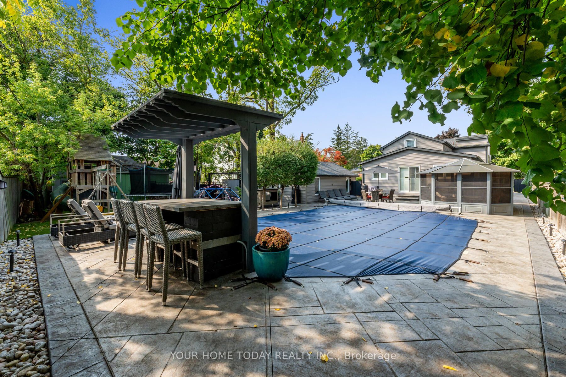 86 Mill St