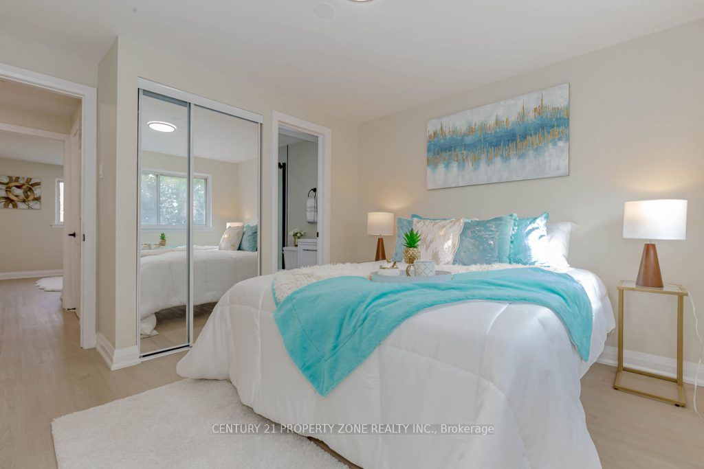 67 Cloverdale Dr