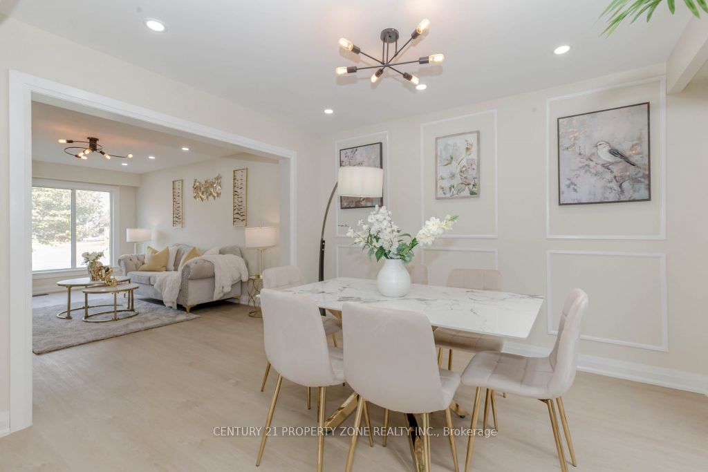 67 Cloverdale Dr