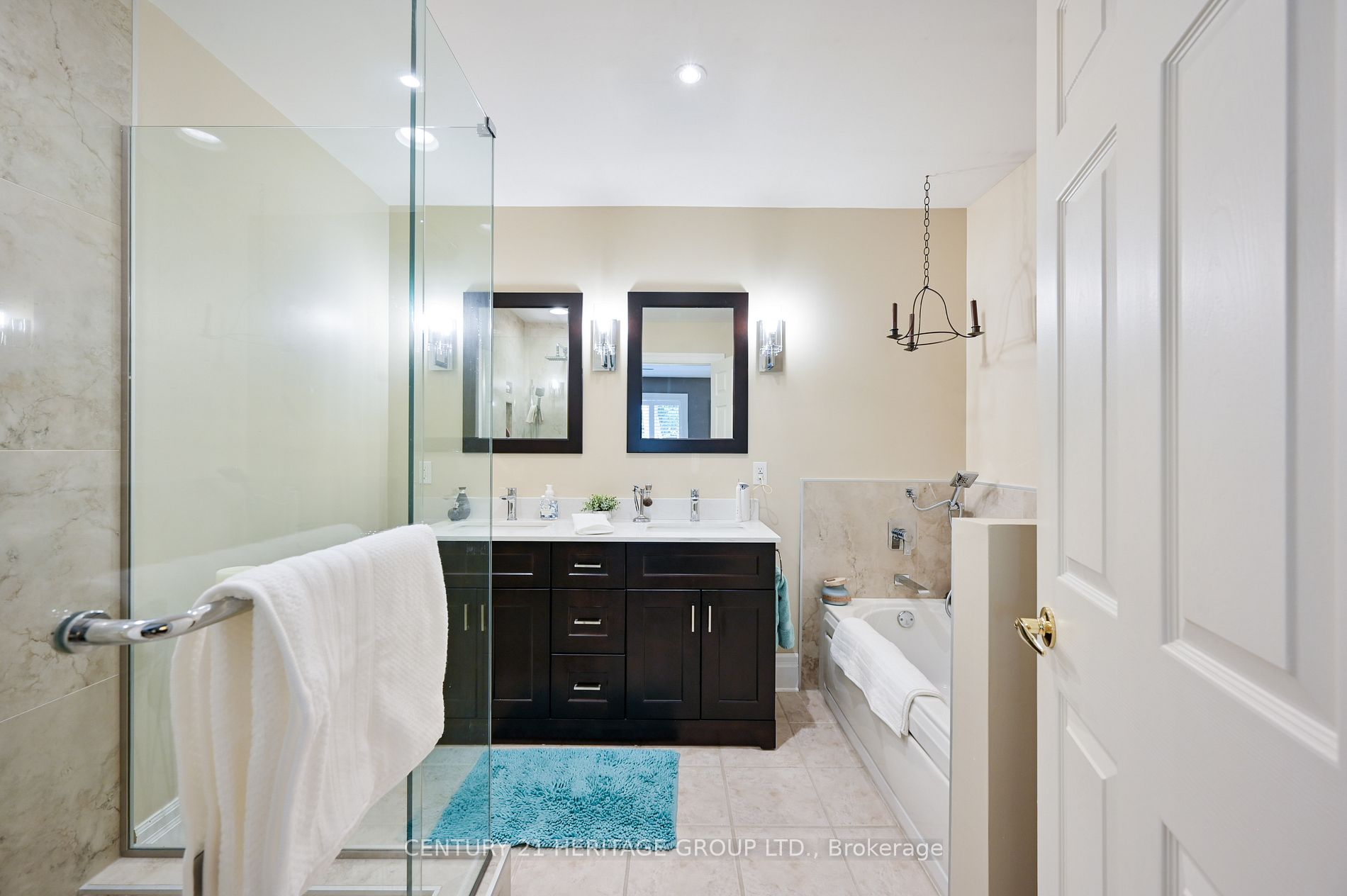 23 Reddington Dr, #2
