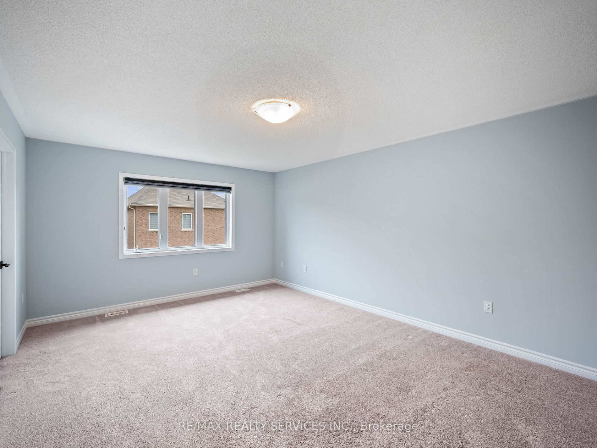 72 Circus Cres