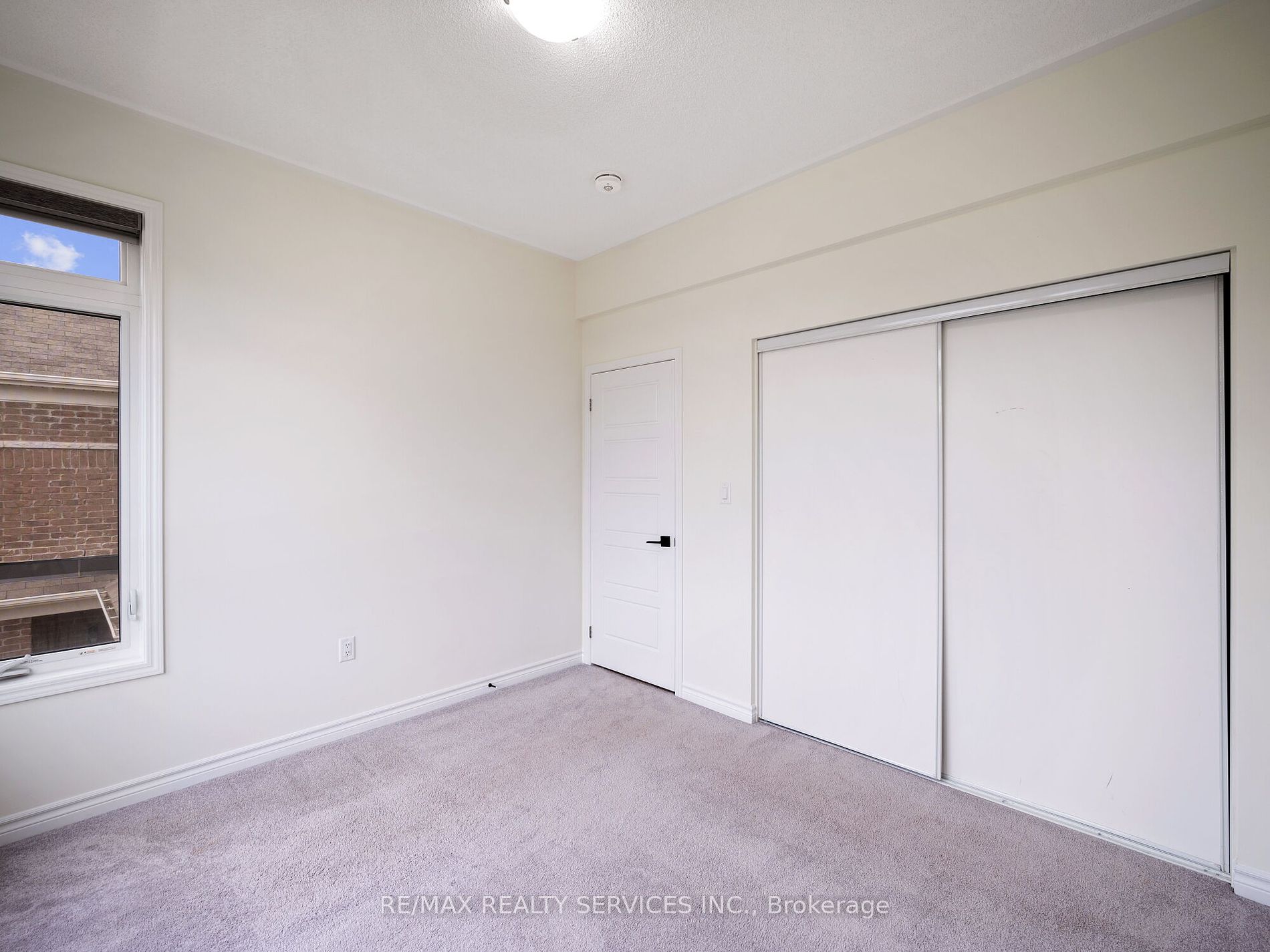 72 Circus Cres