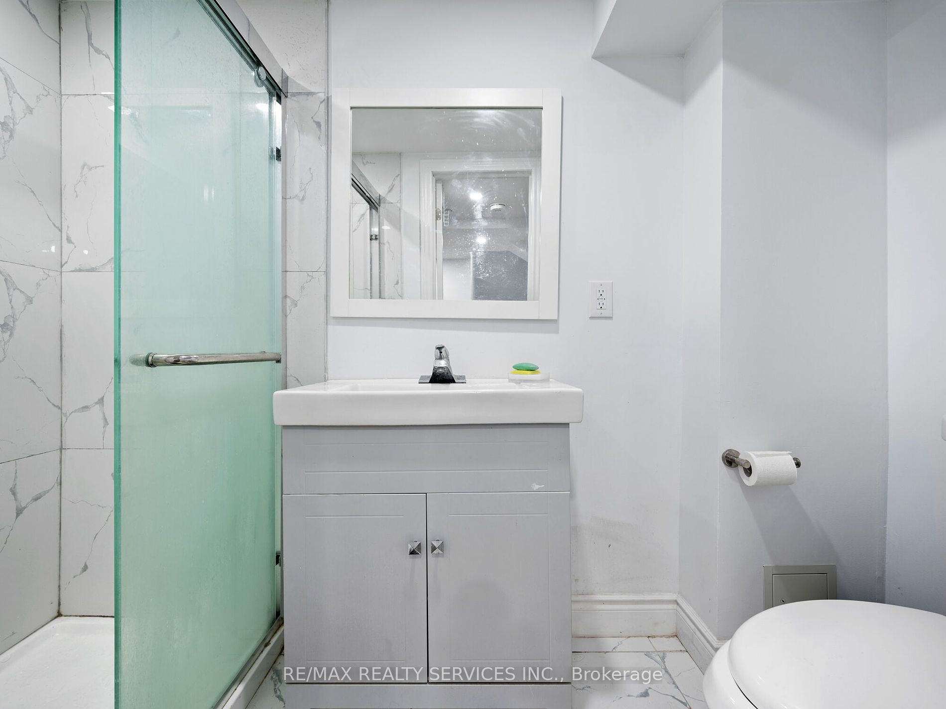 72 Circus Cres