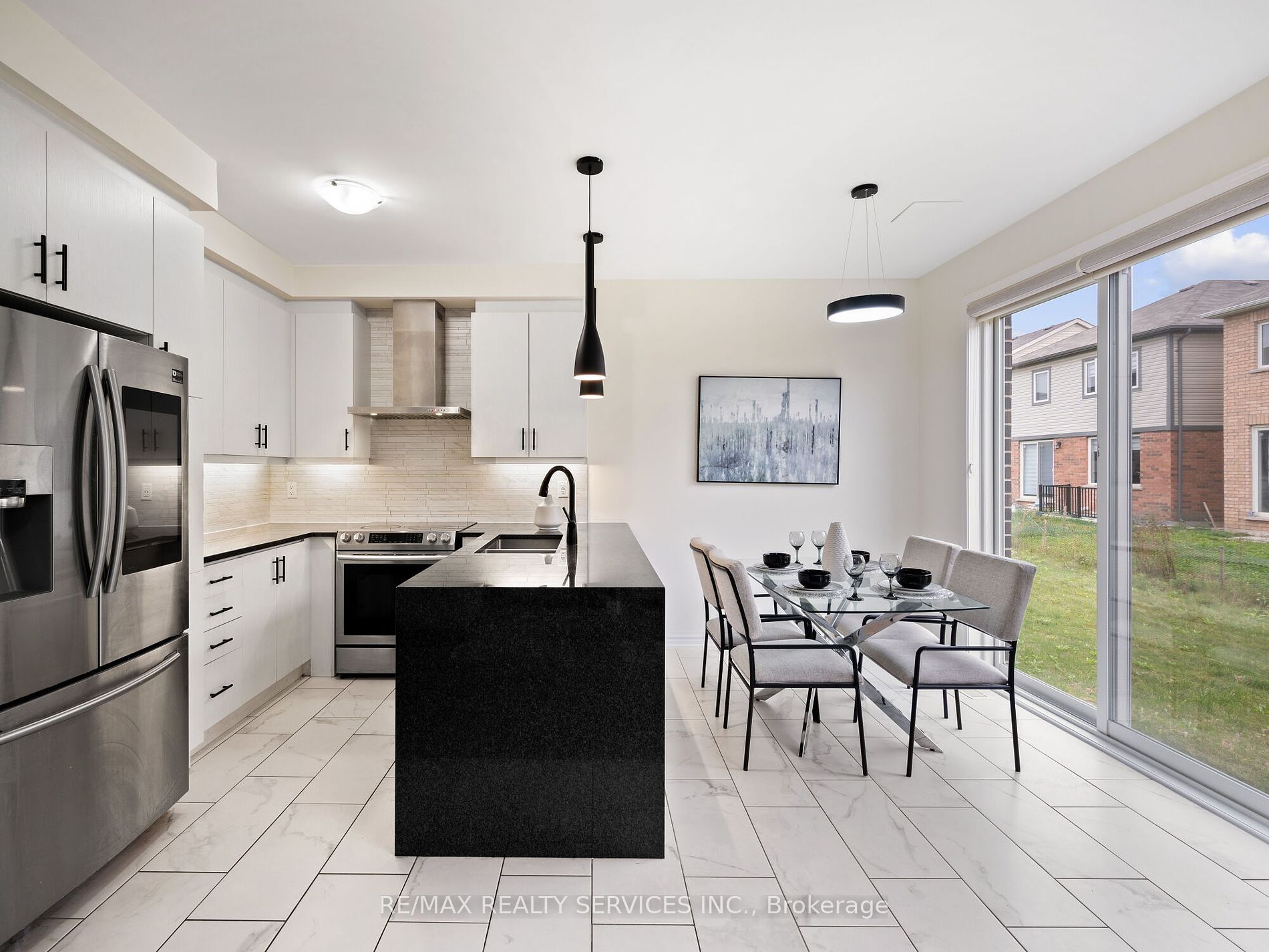 72 Circus Cres