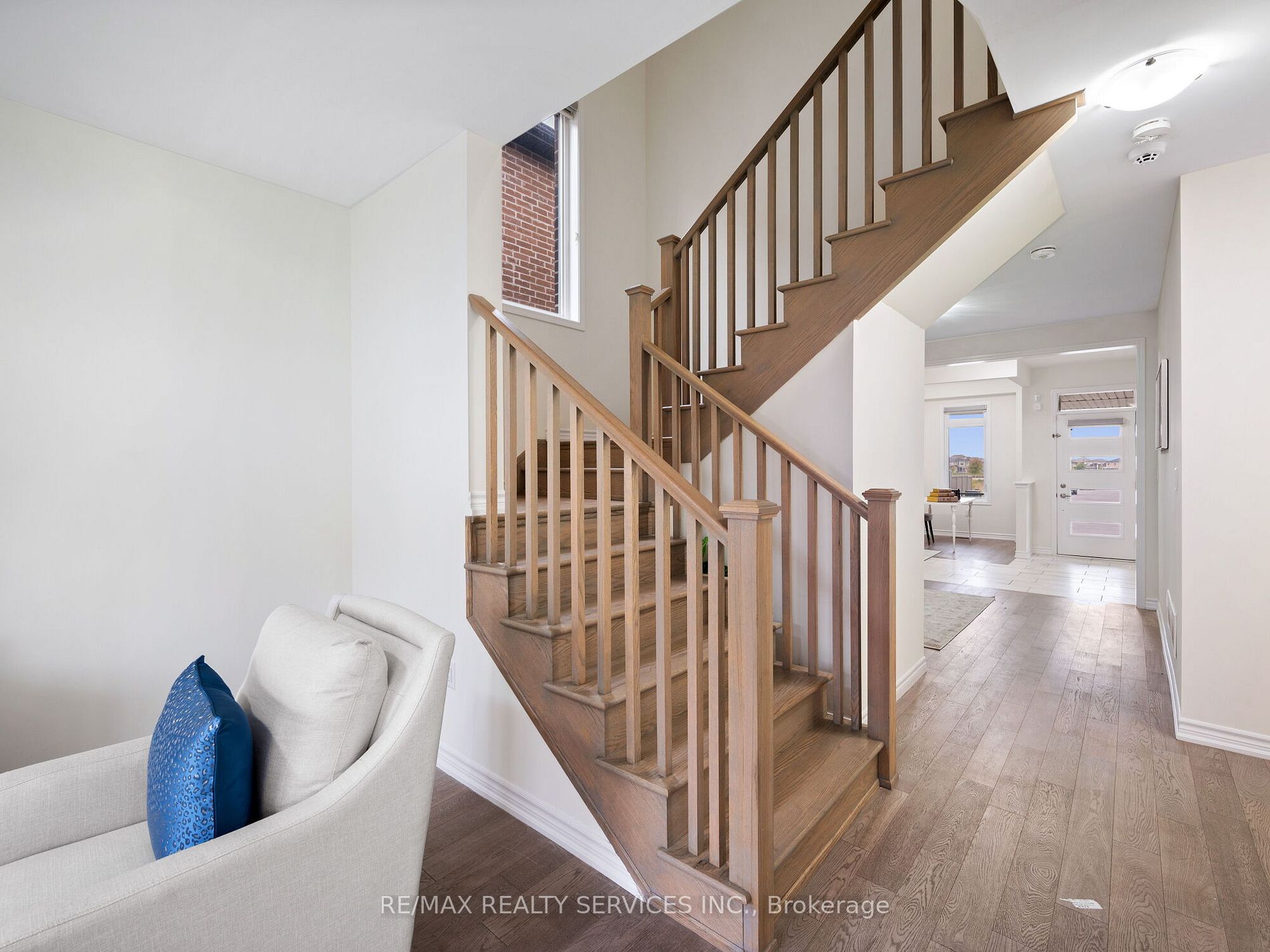 72 Circus Cres