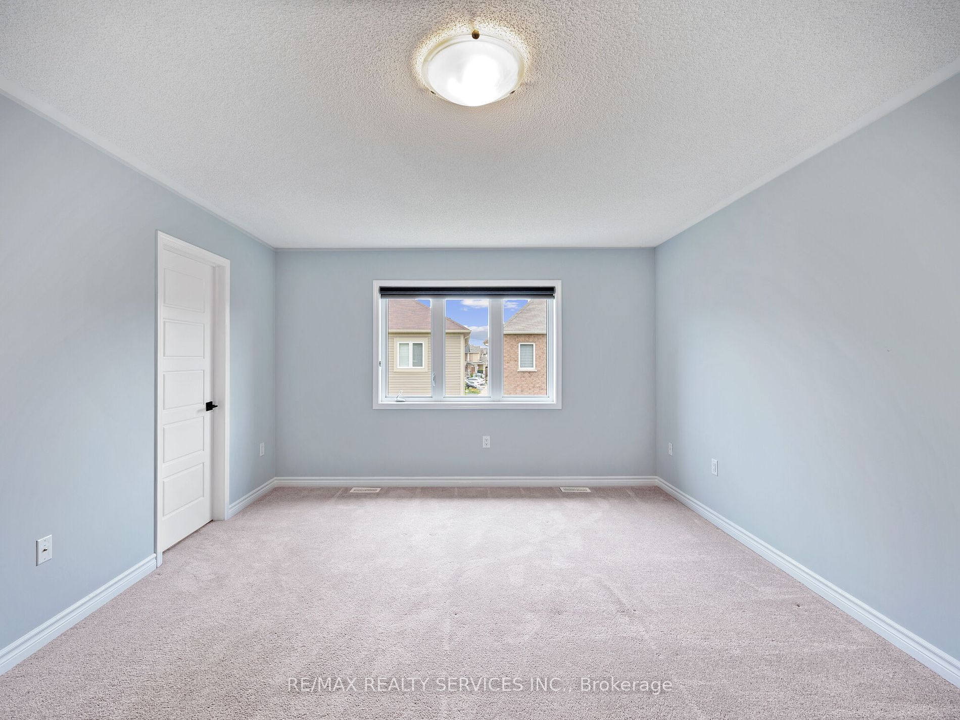 72 Circus Cres