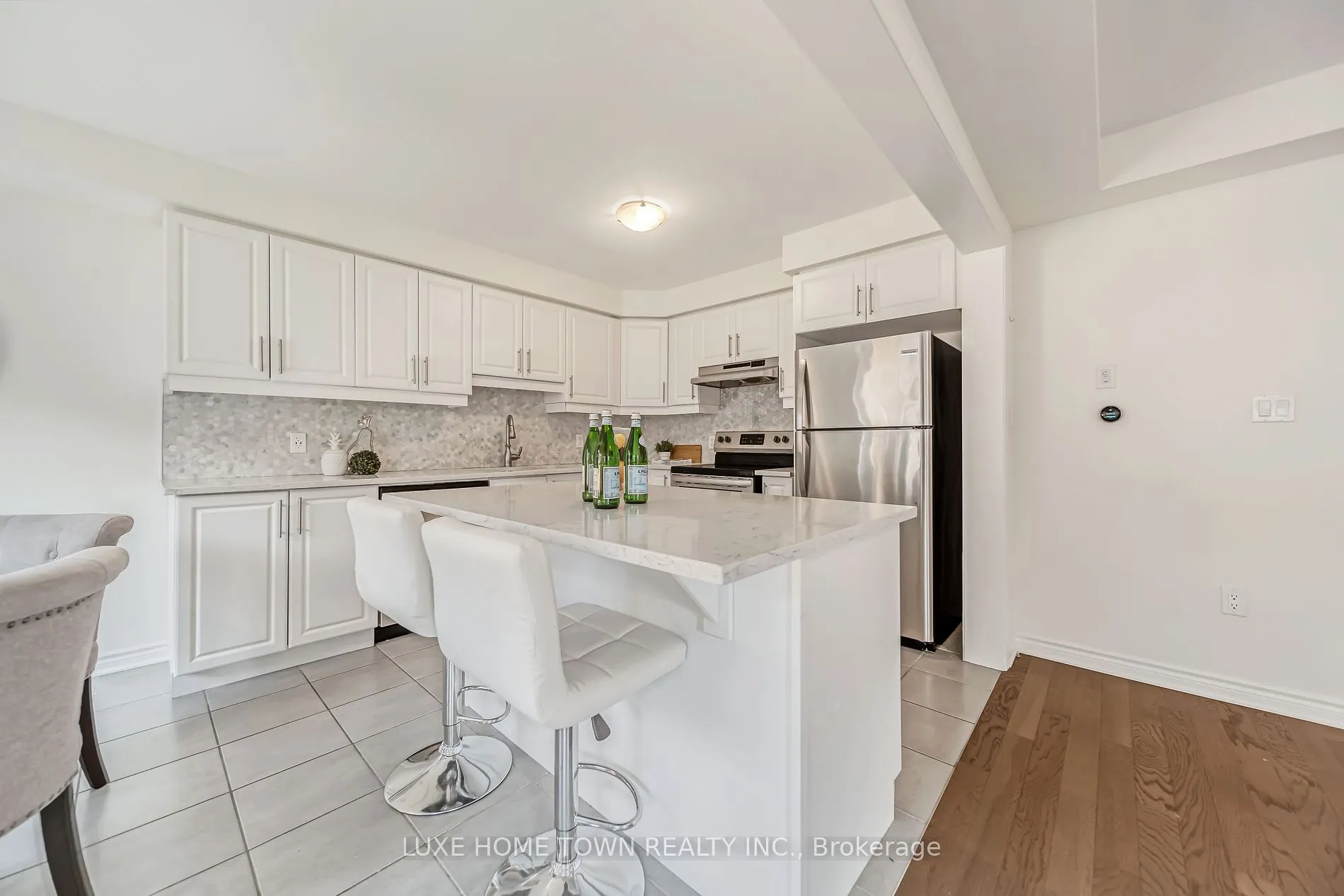 9 Leiterman Dr
