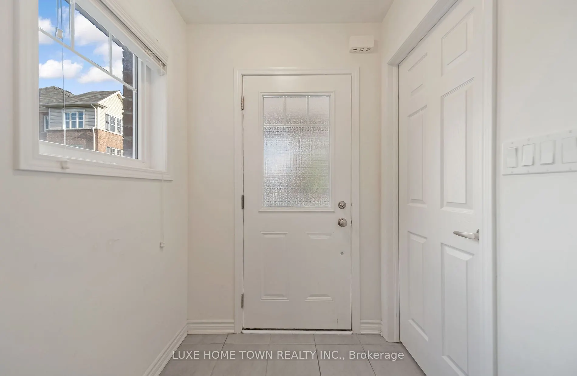 9 Leiterman Dr