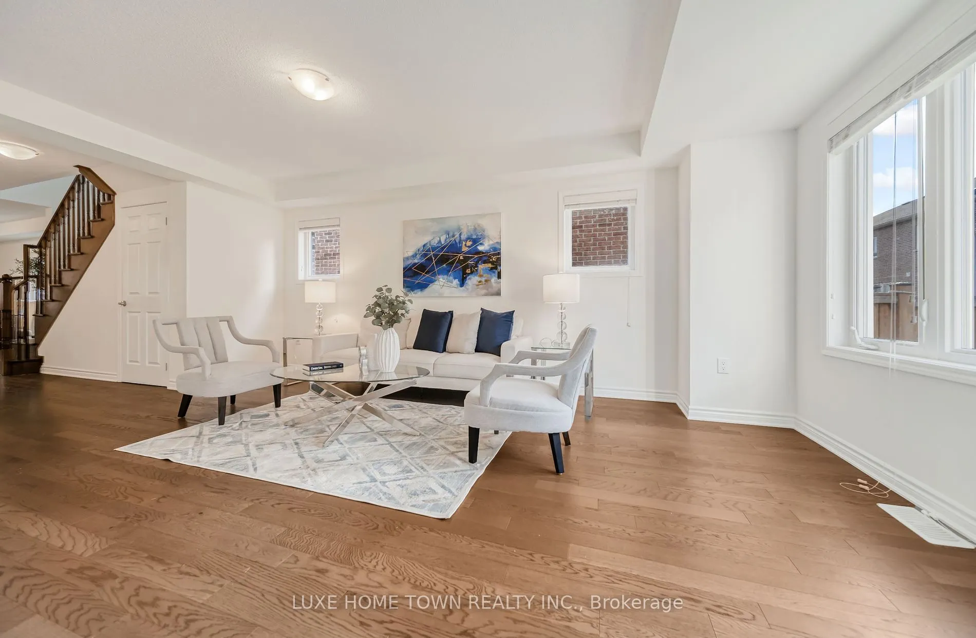 9 Leiterman Dr