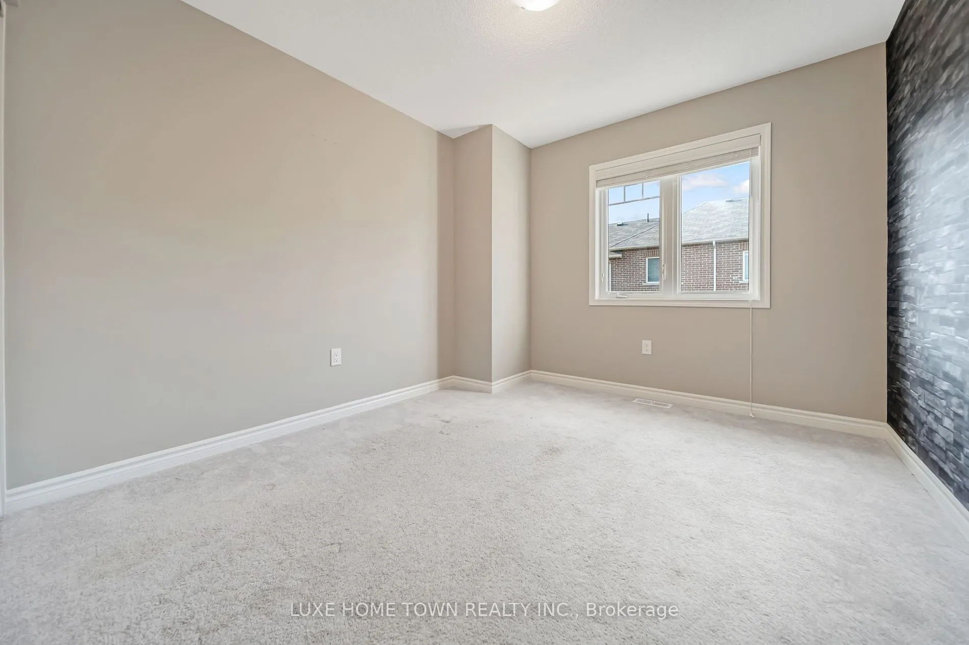 9 Leiterman Dr