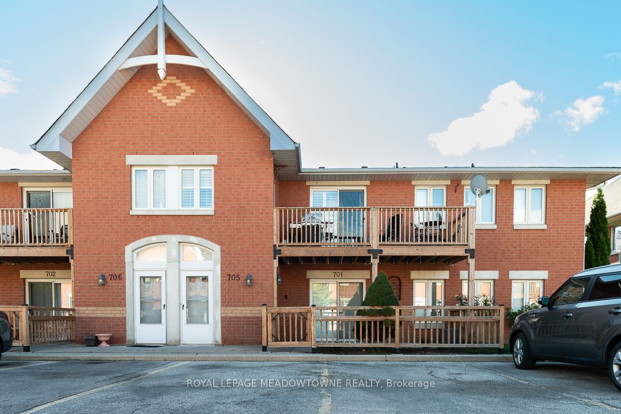 4140 Foxwood Dr, #701